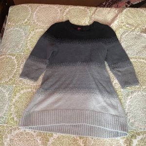 Girls Black and Gray hombre Sweater